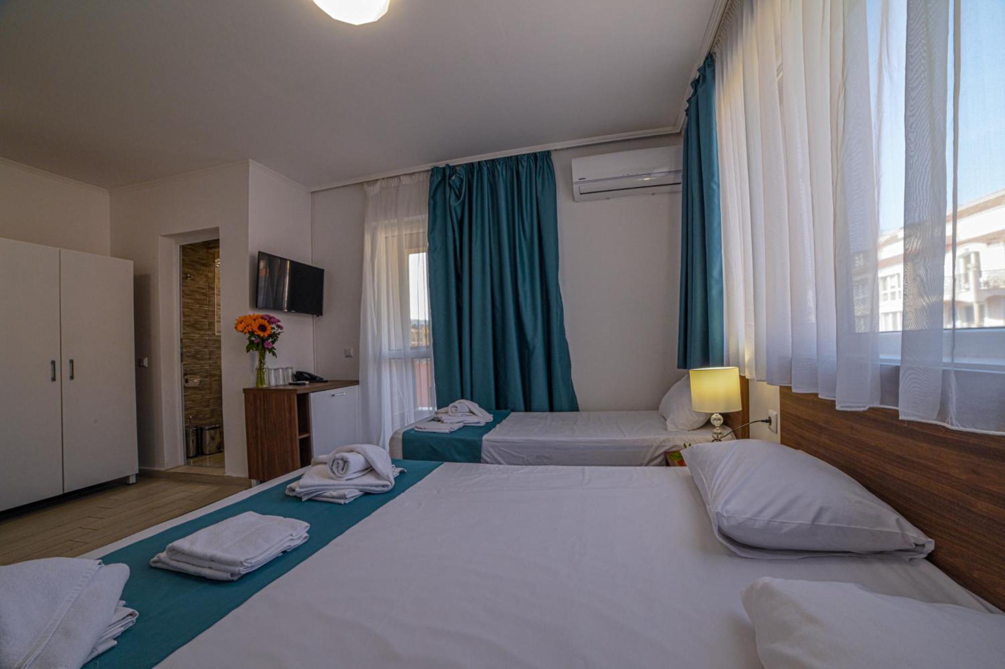 Hotel Zonya ساني بيتش المظهر الخارجي الصورة